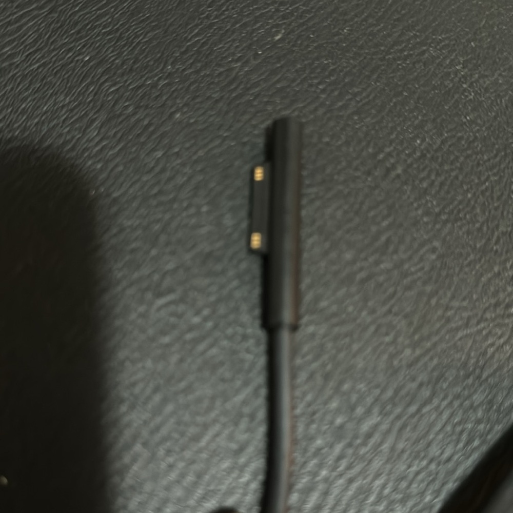 Microsoft surface charging cable - Picture 3 of 3